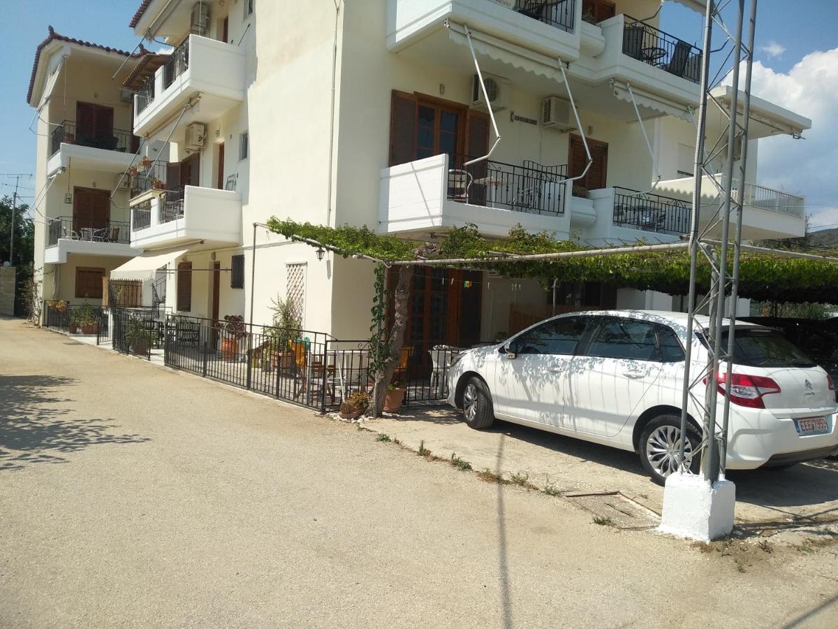 Πενυ Καντια 1Ος Ν 4 Apartment Kandia Ngoại thất bức ảnh
